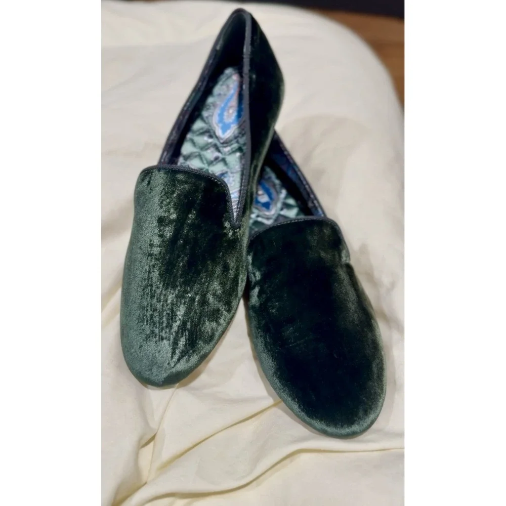 Birdies starling Green velvet  flats slip on loafer Size 7.5